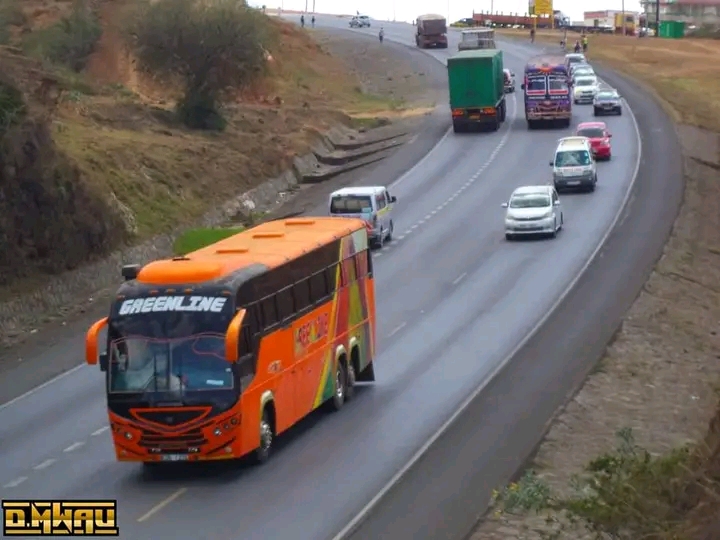 Greenline Royal Premium Coach on Nairobi highway